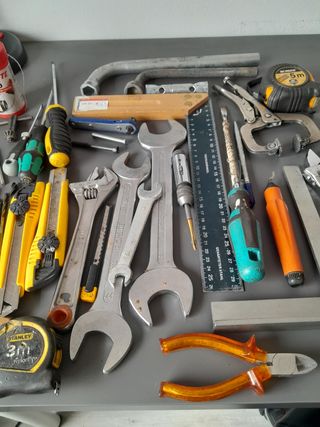 Conjunto de herramientas con caja
