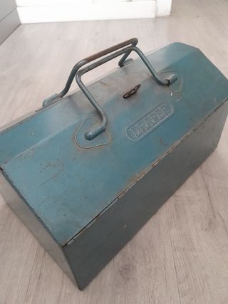 Conjunto de herramientas con caja