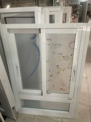 Ventana aluminio blanca corredera con fijo