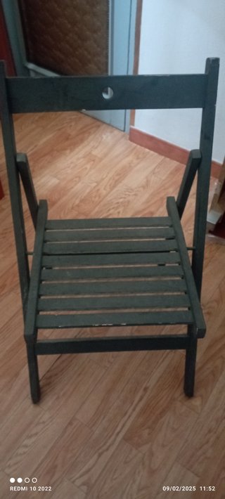 Silla reclinable de madera