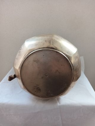 Jarra de Bronce.