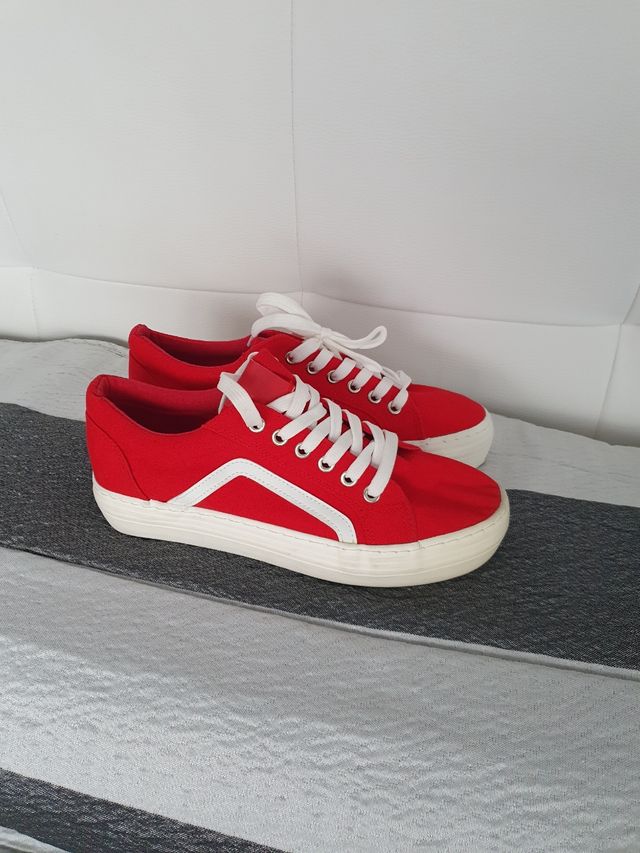Zapatillas nuevas