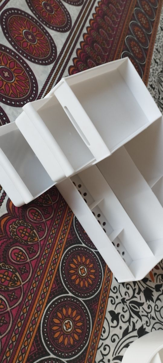 Organizzatori trucco più specchietto