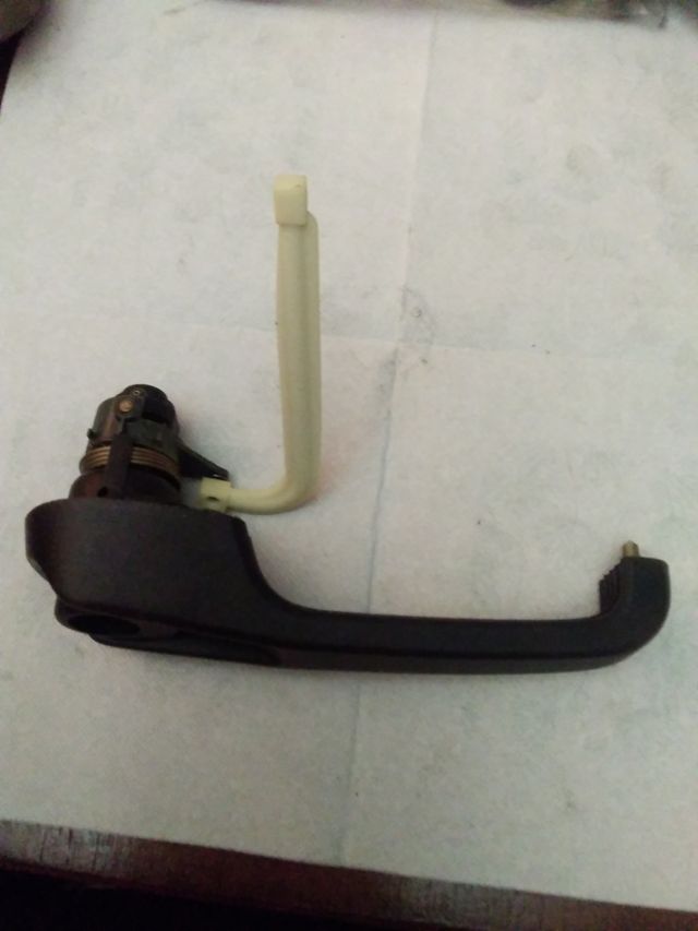 Maneta exterior delantera Fiat Tipo Tempra  Nuevo