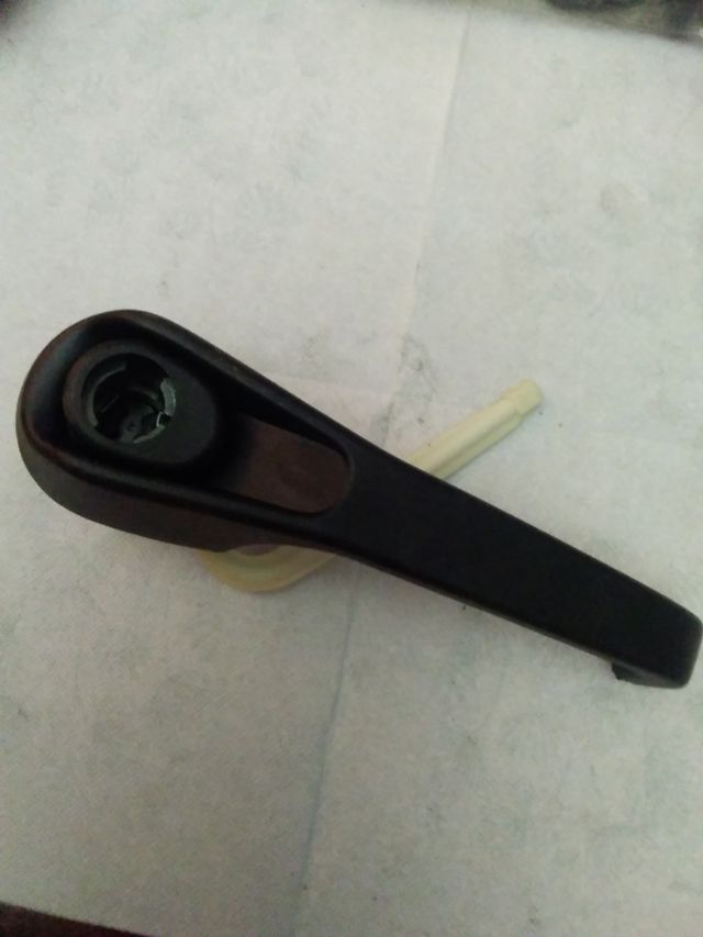 Maneta exterior delantera Fiat Tipo Tempra  Nuevo