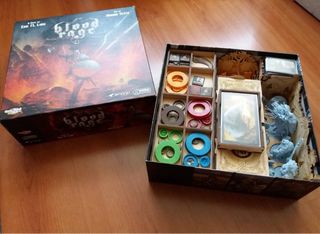 organizer in legno per blood rage e le espansioni