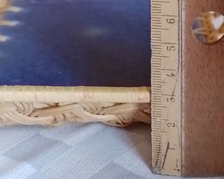 Porta oggetti con bordo in vimini