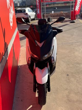 Yamaha Xmax 400 2015