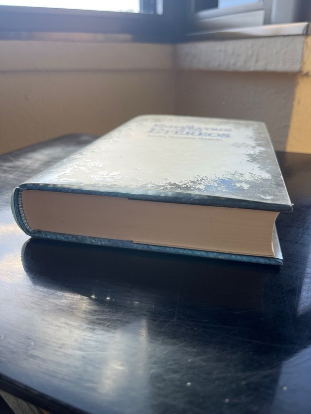 LA EMPERATRIZ DE LOS ETEREOS (Spanish Edition)