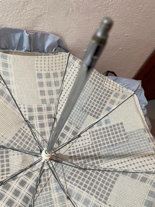 SOMBRILLA PARA “COCHE/SILLA BEBE”