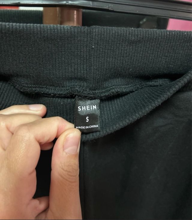 Tuta nera e verde BOSTON.