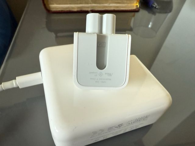 Adaptador de viaje para Macbook de Apple
