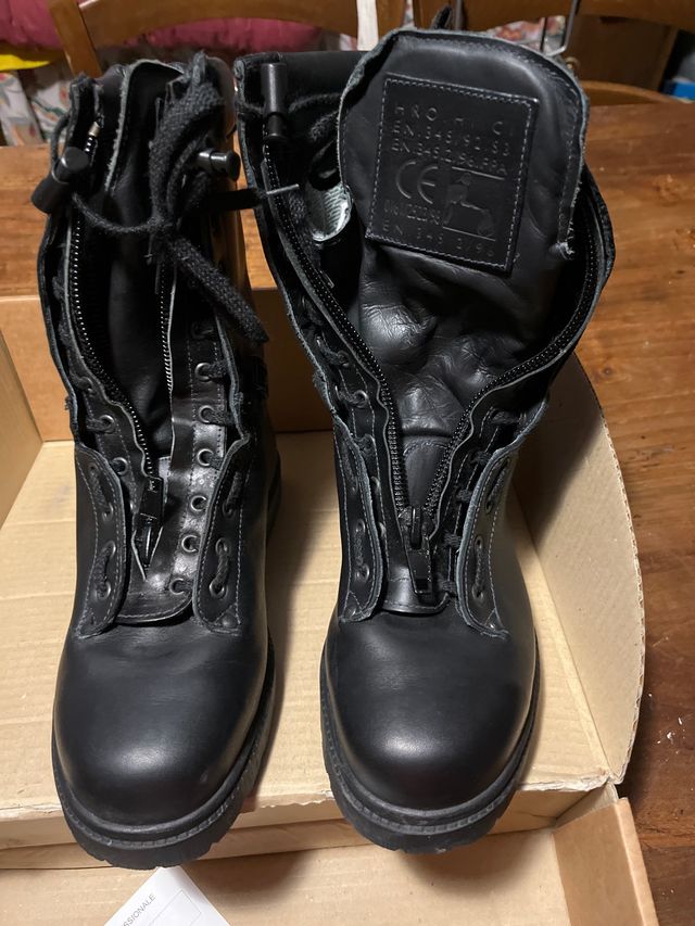 Scarponcini antifortunistici