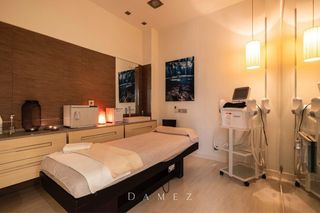 Policlinica de Estetica  / Traspaso