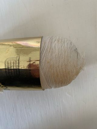 Hilo blanco para tejer del nº 8