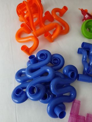 Juguete circuito canicas