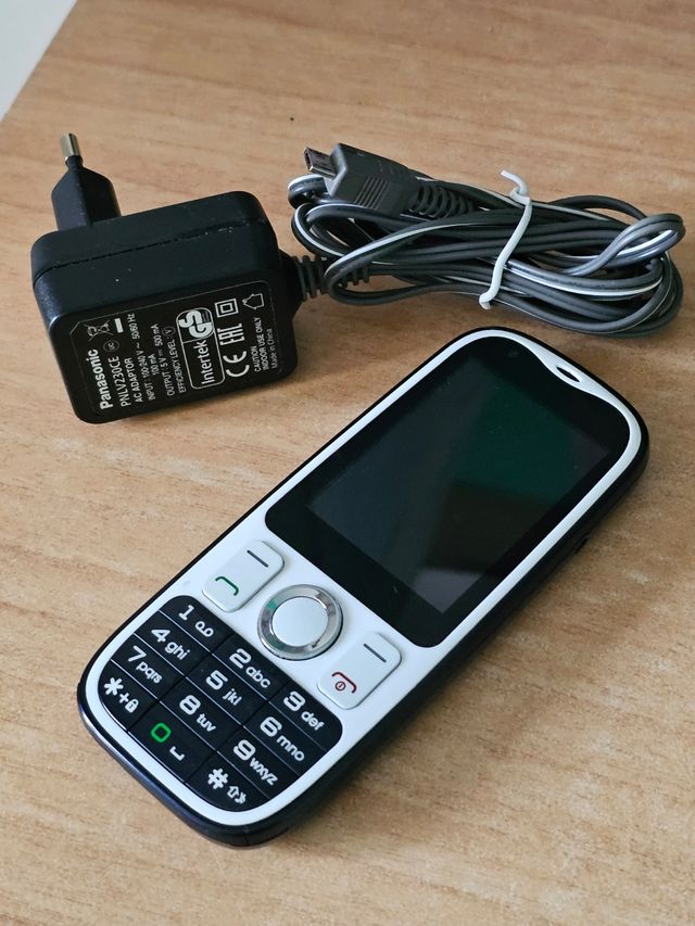 Smartphone Parasonic TIM easy 4g