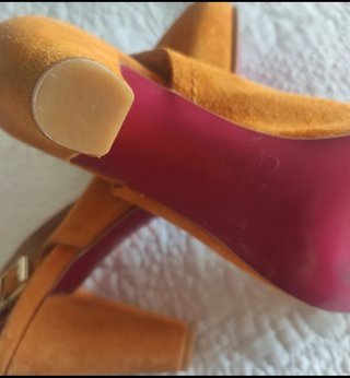 ZAPATO PIEL DESTALONADO num. 38 NARANJA CUPLE
