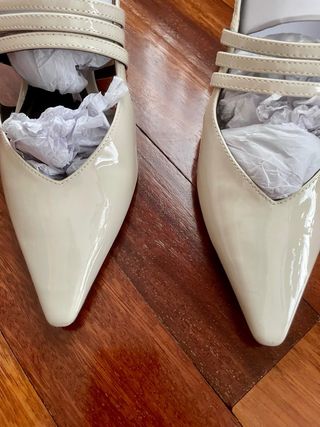 Zapato destalonado Kitten tiras de Zara