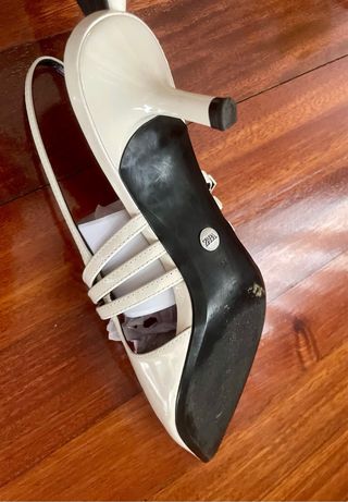 Zapato destalonado Kitten tiras de Zara