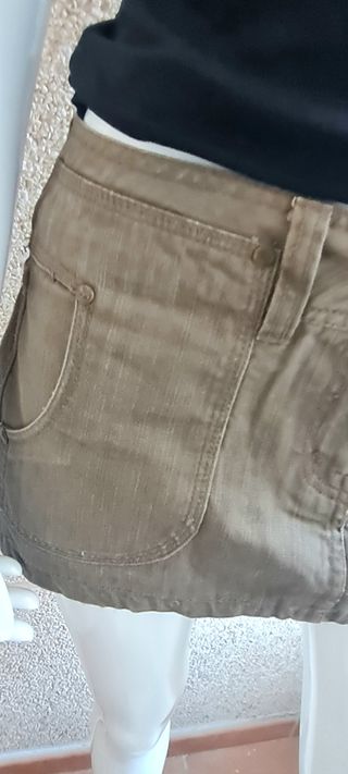 Minifalda marrón - Pull and Bear