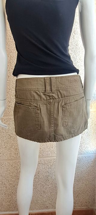 Minifalda marrón - Pull and Bear