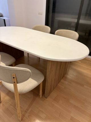 mesa de Microcemento ovalada