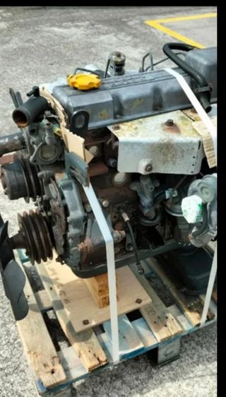Motor Nissan casta 