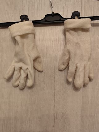 Guantes blancos de algodón