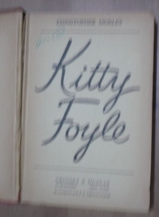 Nov. Inglés: Kitty Foyle de Christopher Morley -