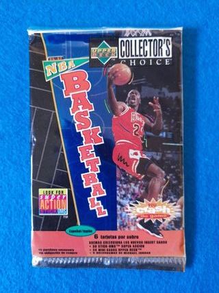 13 sobres cromos/cartas NBA 90's, ¿Michael Jordan?