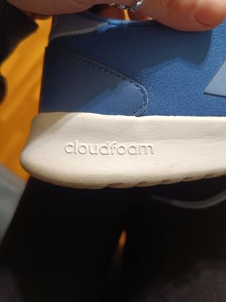 Zapatillas  Adidas Cloudfoam talla 42