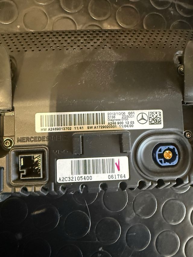 Pantalla Mercedes infoentretenomiento original