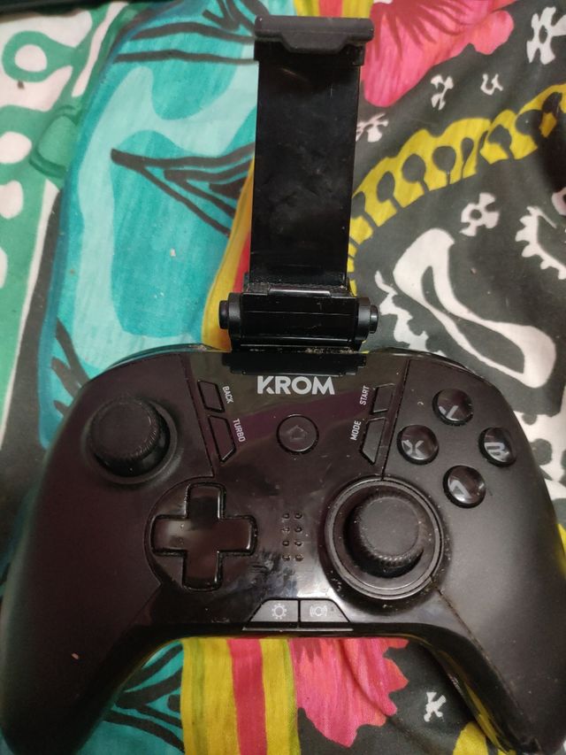 Mando inalambrico Krom Kloud  