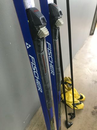 ESQUIS FONDO BASTONES BOTAS