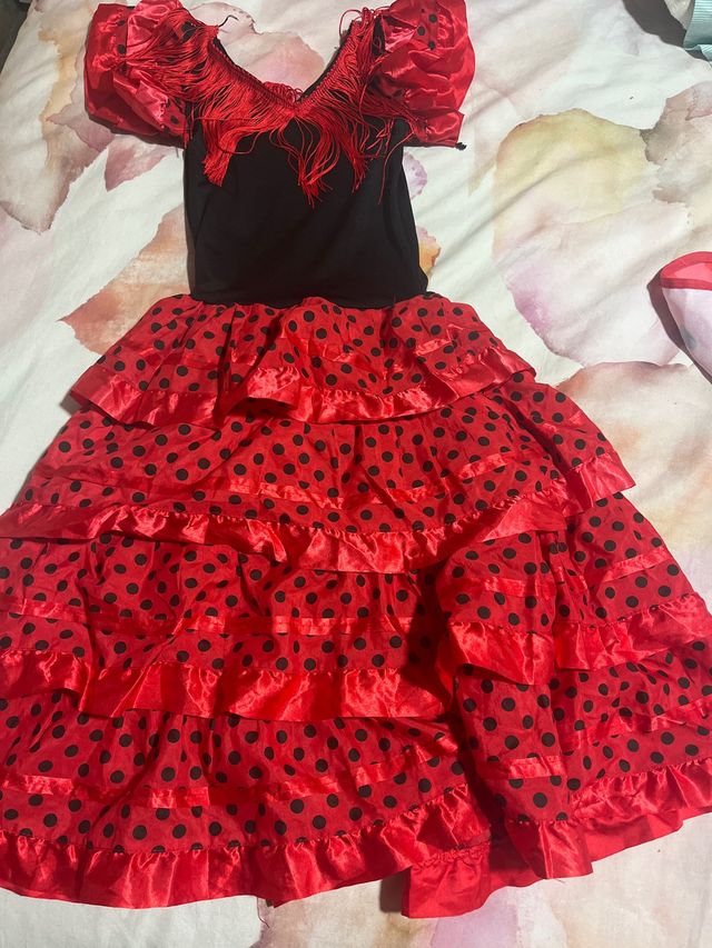 Disfraz de vestido sevillanas