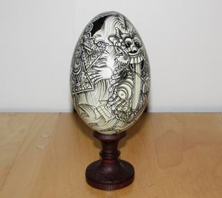 Huevo grande pintado Bali Indonesia dragón león