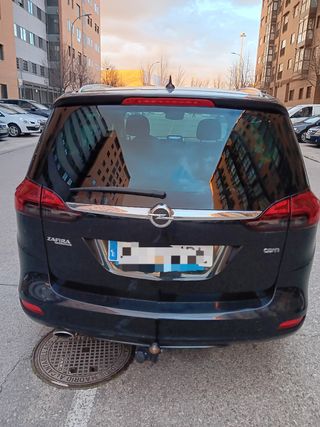 Opel Zafira Tourer 2014