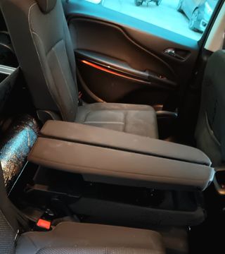 Opel Zafira Tourer 2014