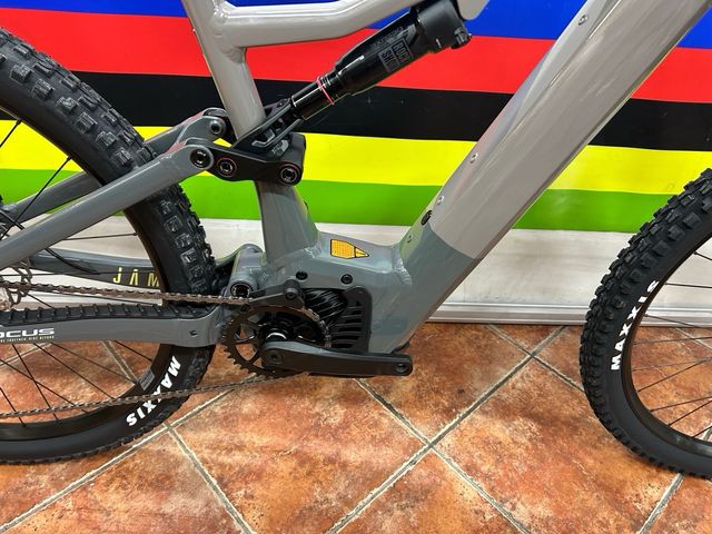 Oferta bicicleta focus jam2 6.7 nueva 