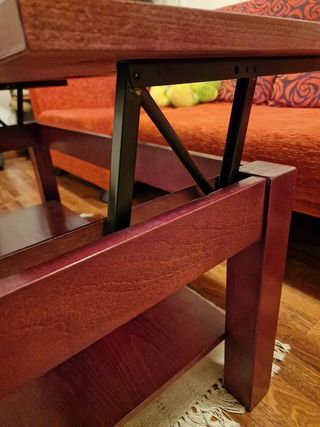 Mesa para sala de estar.