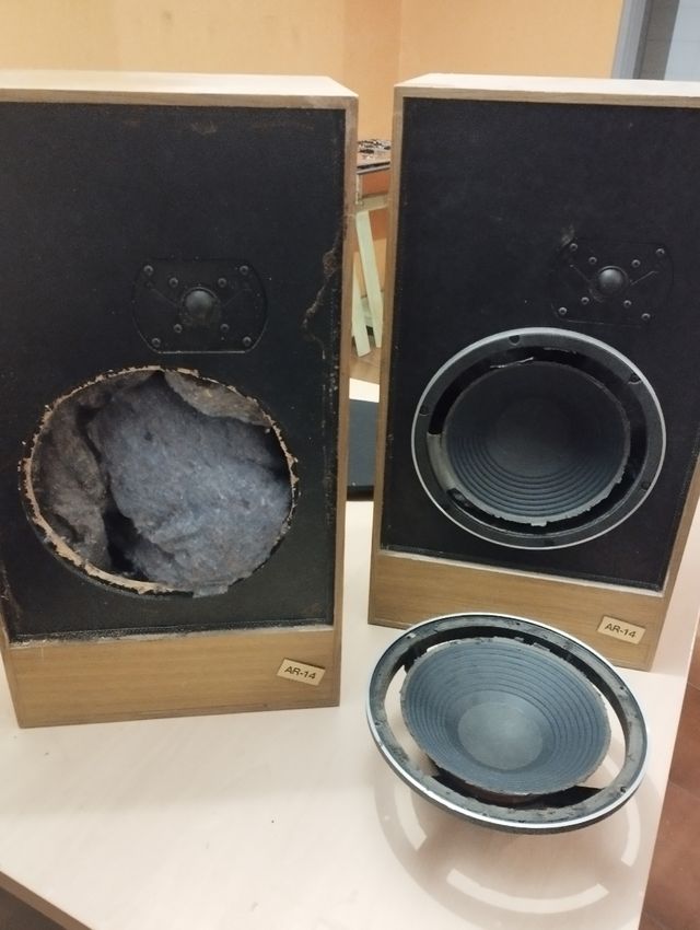 Altavoces vintage Acoustic Research AR14