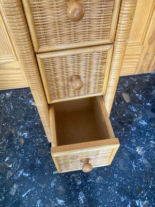 Mueble mimbre