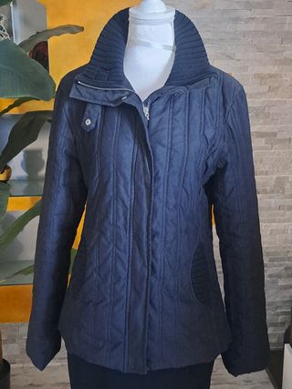 Bonita parka acolchada de Esprit