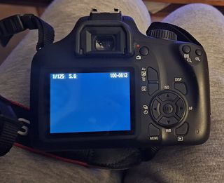 Cámara Canon EOS 4000D