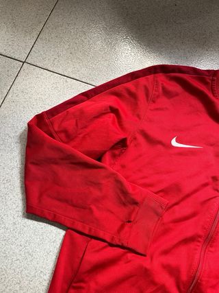 Chaqueta Nike Roja