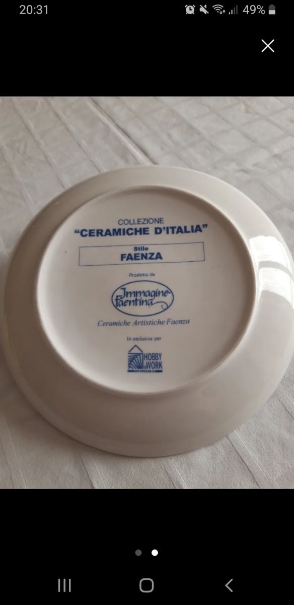 Piatto  da cotlezione stile "Faenza"