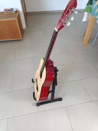 Guitarra clásica niño