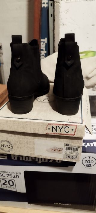 Botines negros