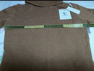Vestido de punto cuello alto a estrenar 